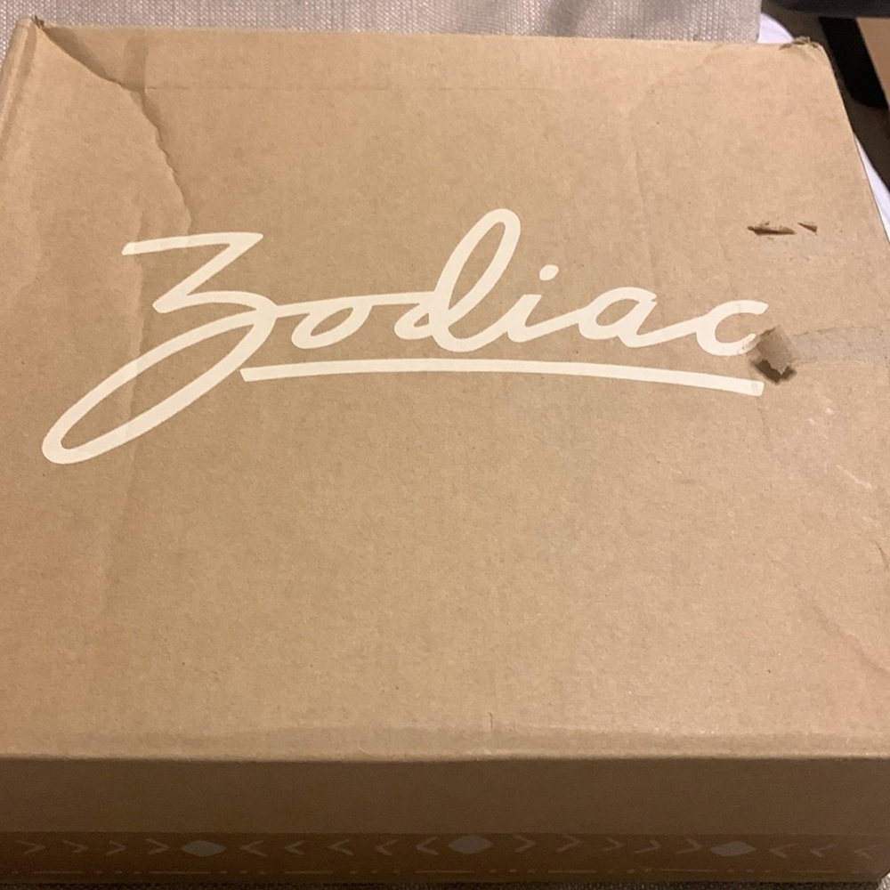 Zodiac Rossi Boots - Picture 9 of 10